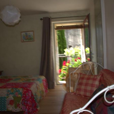 Вилла Chez Germaine Les Granges-Gontardes Экстерьер фото